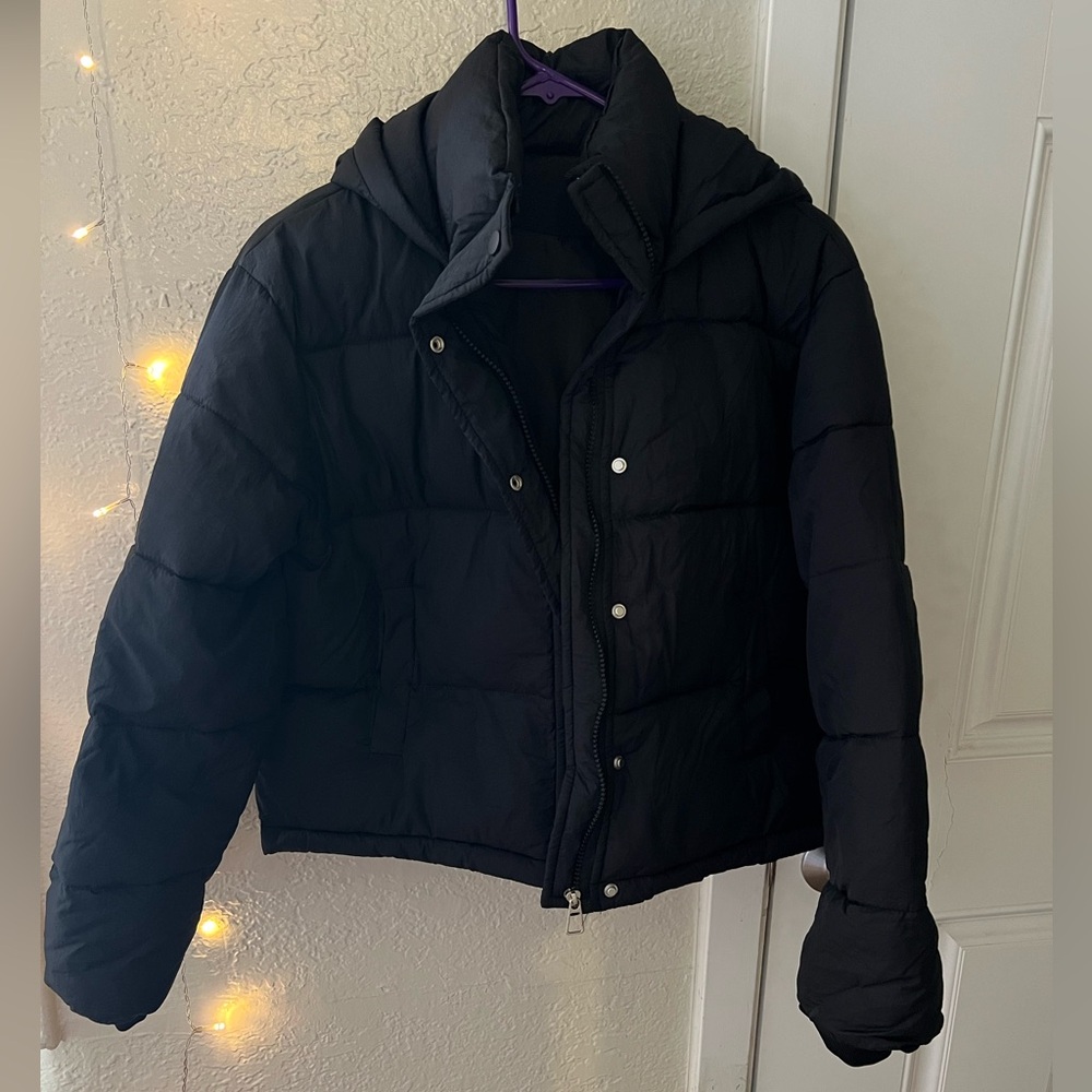 Cropped Black Puffer Jacket